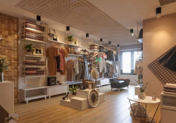 Cho thuê MBKD Phố Mai Hắc Đế DT 70m2 + gác 20m, MT 4,5m, riêng biệt.