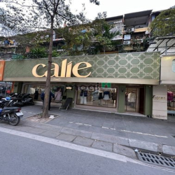 Mặt phố Chùa Láng 160m2 - Khu sinh viên văn phòng cực sầm uất