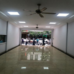 Cho thuê nhà Hoàng Quốc Việt, Nghĩa Đô