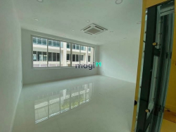 CĂN GÓC 3 MẶT TIỀN - 550m2, 109 triệu, 1 hamg, 4 tầng, Đã Hoàn Thiện.