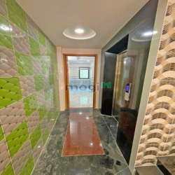 Nhà mới 100% sang trọng, đẳng cấp, DT: 77m2, lửng, 3 lầu, ST. Giá: 8.6