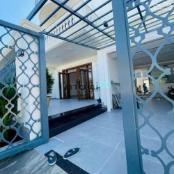 Bán biệt thự đẹp thang máy full nội thất 9x17, 4pn, 6wc, nhà đẹp,22ty5