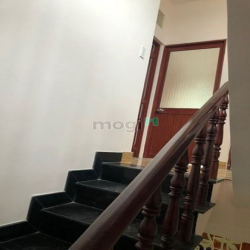 Nhà Gò Vấp giá rẻ Huỳnh Khương An 4,5m * 10m trệt 2 lầu.
