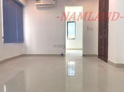 Sàn vp trống cho thuê 90m2 Đường Quốc Hương, P. Thảo Điền, Q2.