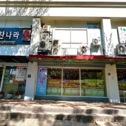 Bán nhanh shop (cửa hàng) khu Sky Garden 3, thuộc Phú Mỹ Hưng, Quận 7