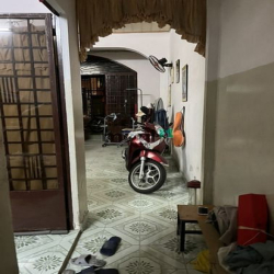 Nhà mặt tiền đường 475, Đỗ Xuân Hợp, Q9, 106m2, vị trí đỉnh, giá rẻ.