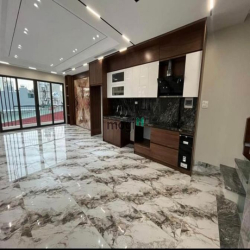 Bán nhà Sài Đồng 50m2 6 tầng, Có Gara Ô tô, Thang Máy đường rộng 6m