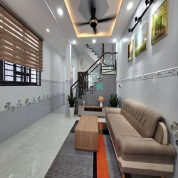 2 tầng 4.22m x 14,2 = 3.75 tỷ Thới An Quận 12, TPHCM