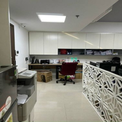 Cho thuê Officetel RiverGate Quận 4 nội thất văn phòng giá 15 triệu