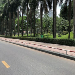 Nhà MTKD gần sân bay 141m2 ngang 5.5m Nguyễn Văn Công TN 20tr, 16.5 tỷ