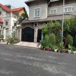 Bán nhà góc 2 mặt tiền ngay Hai Bà Trưng, Quận 1, 6.2x23m, giá 65 tỷ