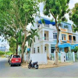 Cô cho thuê căn biệt thự mỹ giang đường N cạnh hồ bán nguyệt và cầu án