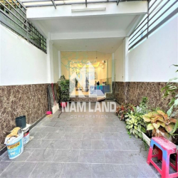 Nhà Nguyên Căn 300m2 Để Ở_Văn Phòng Công Ty Ngay Chung Cư The Vista