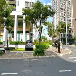 Cho thuê shop 93m2 góc 2 mặt tiền khu cao cấp Midtown, Phú Mỹ Hưng