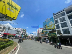 Cho thuê nhà vòng xoay 22 Âu Cơ, Q. Tân Bình. DT 10x16m, 5 tầng ST