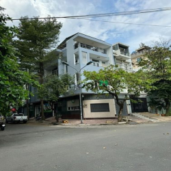 Bán Gấp căn góc 2MT Đặng Thùy Trâm , 4 tầng ngang 5x20m. Giá 15 tỷ TL
