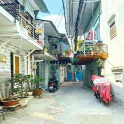 BÁN GẤP - Nhà 1 lầu hẻm 380 Lê Văn Lương, Phường Tân Hưng, Quận 7