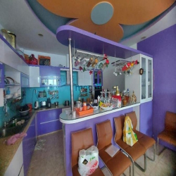 Tòa nhà 270m, 8 tầng, 12x27m, thu 1.8 tỷ/năm, có penhouse, 2x tỷ