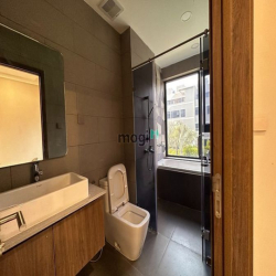 Cho thuê shophouse Lakeview Thủ Thiêm nhà hoàn thiện có thang máy ĐẸP
