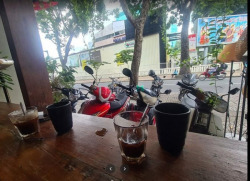 Căn góc- Nguyễn Thị Minh Khai Q3, đang mở quán caffe, vị trí cực đẹp..