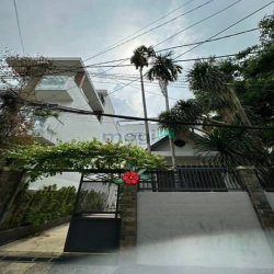 164m2, Chỉ 17,5 Tỷ Ngang Lớn 8,5m, Bán Nhà Cấp 4 HXH Nơ Trang Long