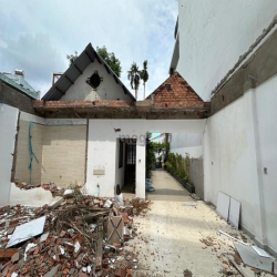 164m2, Chỉ 17,5 Tỷ Ngang Lớn 8,5m, Bán Nhà Cấp 4 HXH Nơ Trang Long