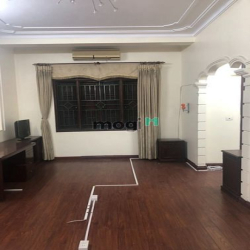 Cho thuê nhà phố Đồng Me - Mễ Trì. DT 60m, 4 tầng. giá 20 triệu
