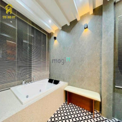 Siêu phẩm chân dài Nguyễn Duy Dương , p. 9, quận 10, 65.5m2/3tỷ8 SHR
