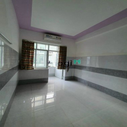 BÁN NHANH Căn nhà 6mx20m, 3 Lầu, MT đường 12m ĐẶNG THUỲ TRÂM, gần ĐHVL