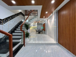 Bán nhà Trường Chinh Tân Bình 4m x 17m , 5 tầng chỉ 7.5 tỷ