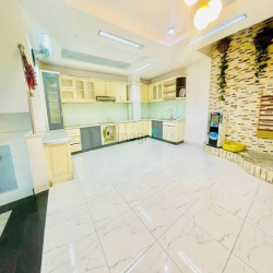 Bán nhà giáp Q.10 6mx20m, 6 Tầng có hầm hẻm nhựa 8m giá 16.x tỷ