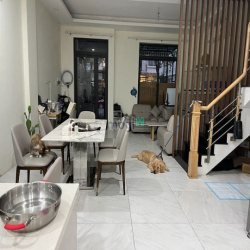 Cho Thuê Nhà Phố View Hồ, Shophouse Lakeview City Giá 27 Triệu - 35 Tr