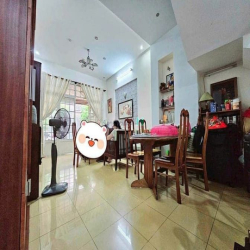 Bán nhà Trung Tâm Bình Thạnh, 65m2, 3 lầu, hxh chỉ hơn 9 tỷ.