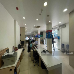 Cho thuê tòa nhà 2MT Hẻm Xe hơi Hai Bà Trưng Phường 7 Quận 3