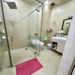 Mặt tiền Nguyễn Huy Lượng ngay BV Gia Định, 76m2, 4 tầng có vỉa hè kD