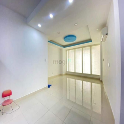 Bán CHDV Phường 3 Tân Bình, giáp Sân Bay, 85m², 6 lầu, 18 Phòng