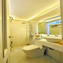 Nhà đẹp 1 lầu mặt tiền hẻm xe hơi Đường Số 79, Phường Tân Quy, Quận 7