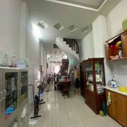 Nhà đẹp 2 tầng đường Xe Tải 8m thông Lê Công Phép 4x16m 2PN 3WC ở ngay