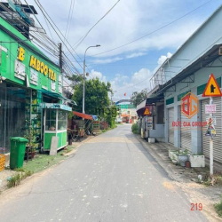 Bán gần 1000m2 Bình Hoà sau lưng cây xăng 35m mặt tiền 6,5 tỷ sổ riêng