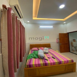 Nhà đẹp 2 tầng đường Xe Tải 8m thông Lê Công Phép 4x16m 2PN 3WC ở ngay