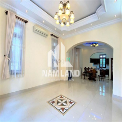 Cho thuê Villa Giang Văn Minh, An Phú, Quận 2, 240m2  giá 75 Triệu