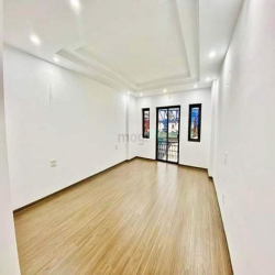 Nhà 7 tầng thang máy,Ô TÔ tránh dt 50m x7t, 27tr/th