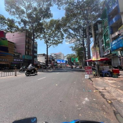 Mặt Tiền Hiếm Trần Hưng Đạo Q5 dt 4 x 20m 5 Lầu giá 31,5 Tỷ đoạn đẹp