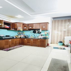 Nhà 3 Tầng Liên khu 5-6, 60m2, HXH Thông, Shr, Giá 4,2tỷ.