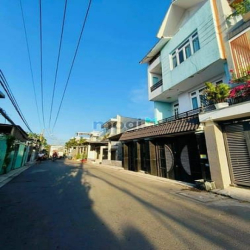 Dãy trọ hẻm nhựa 7m, Lê Văn Lương Nhà bè. 6*16. 3,9 tỷ.