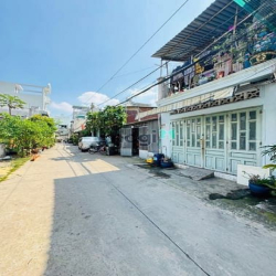 Nhà 3 Tầng Liên khu 5-6, 60m2, HXH Thông, Shr, Giá 4,2tỷ.