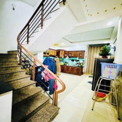 Nhà 3 Tầng Liên khu 5-6, 60m2, HXH Thông, Shr, Giá 4,2tỷ.