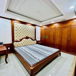 BIỆT THỰ TOÀN ĐỒ GỖ Siêu Xịn, DT 215M2 Ngang 9M ó 9PN, Phòng Gym,Gara