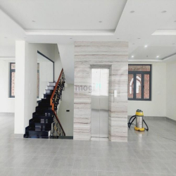 Biệt thự gần 500m2 khu dân cư D2D Thống Nhất giá 80 triệu/tháng