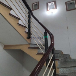 Mặt bằng đẹp . Nguyên căn nhà 1 trệt 3 lầu 1 hầm cực rộng